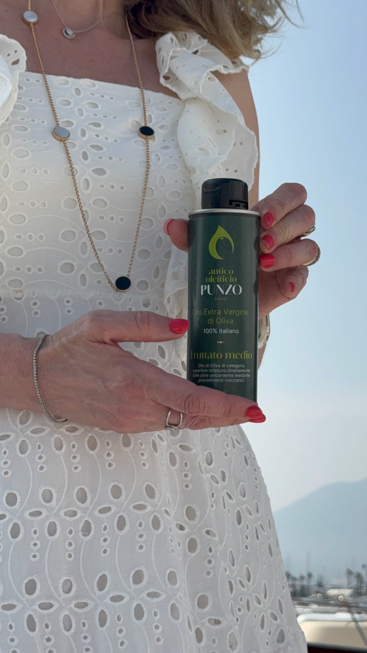 Olio extravergine d’oliva – Lattina